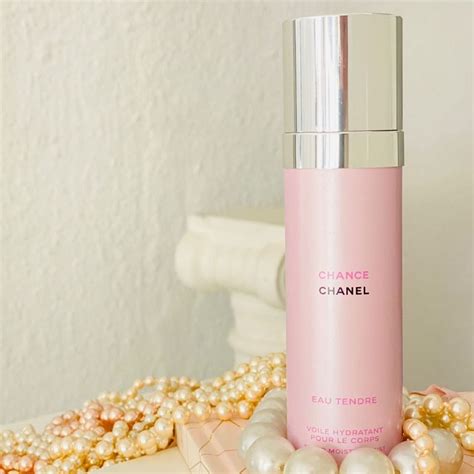 chanel moisture mist how to use